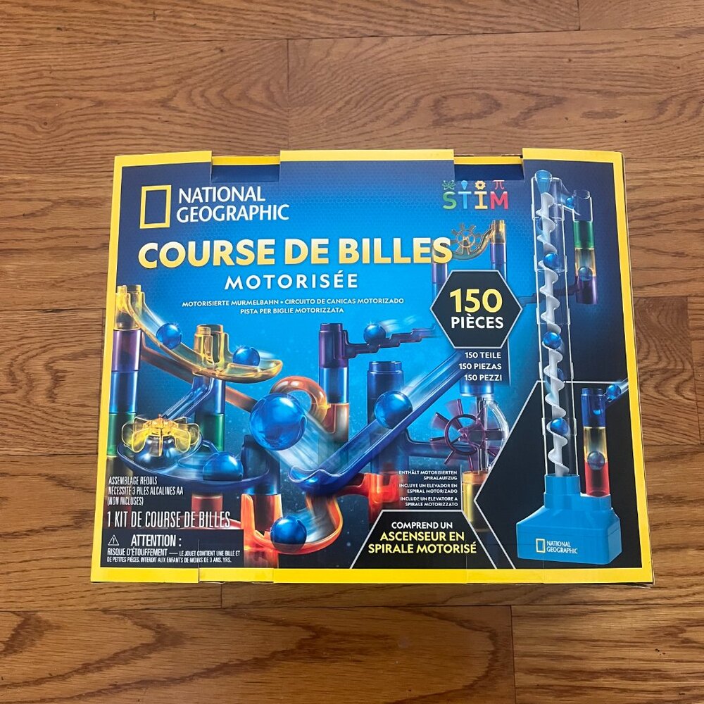 New Unopened National Geographic Marble Run with Motorized Elevator - 150-Piece